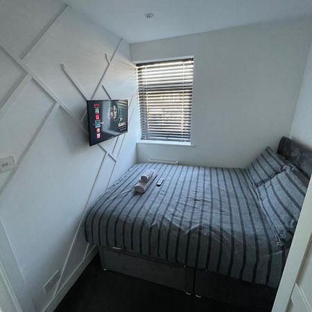 Va Home Stay - Close To Luton Airport, M1 & A505 Exterior photo